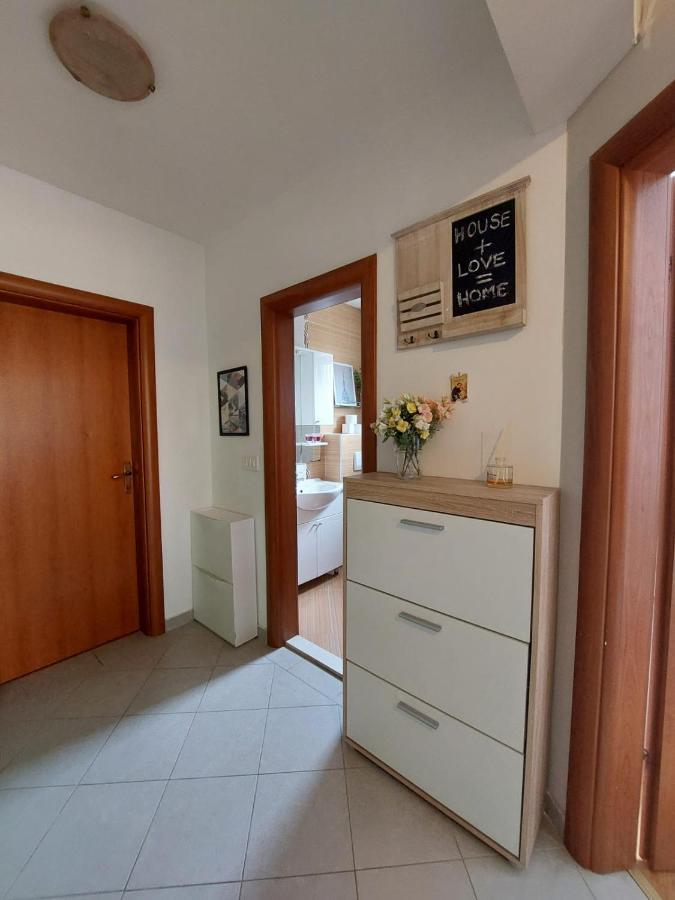 Apartment Vira Makarska Exterior photo